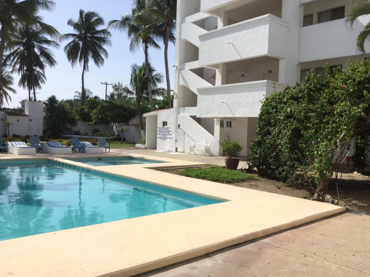 Hotel Arista Bugambilias Puerto Arista Exterior photo